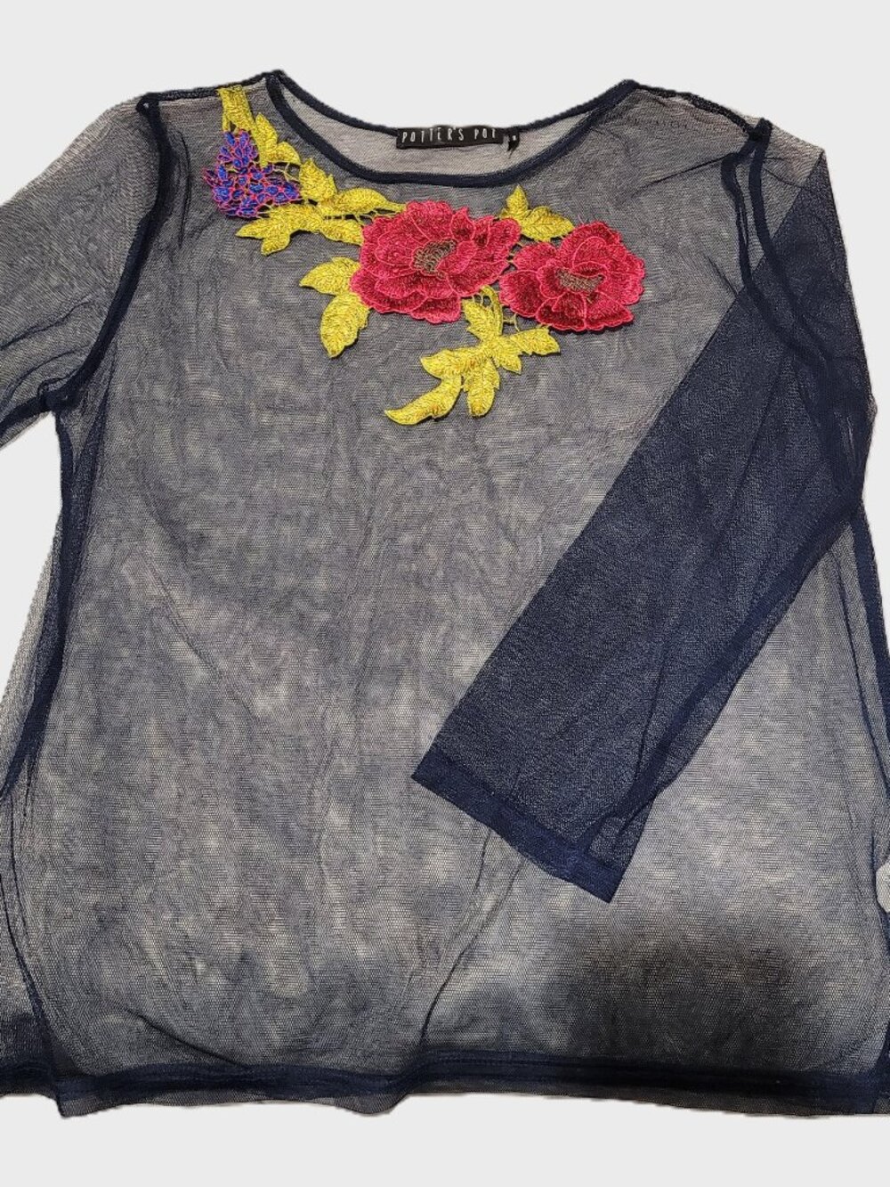 Potter’s Pot Women’s Sheer Mesh Sleeve Floral Embroidered Top Navy Size Large